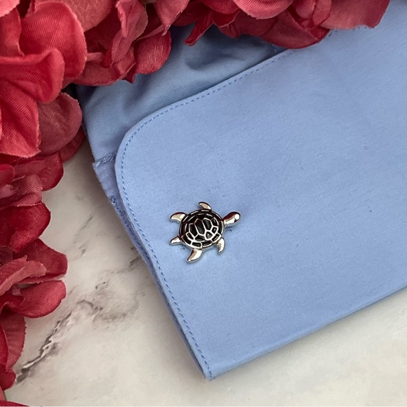 Black and Silver Sea Turtle Cufflinks - Picture 12 of 16